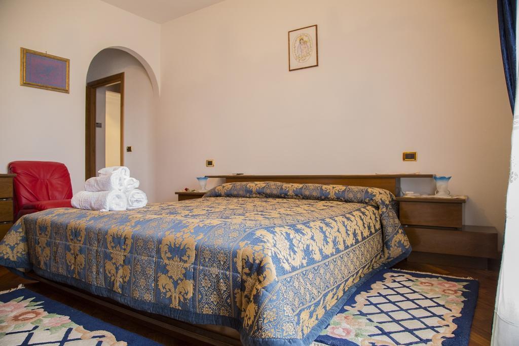 B&B Nuovo Paradiso ペーシャ 部屋 写真
